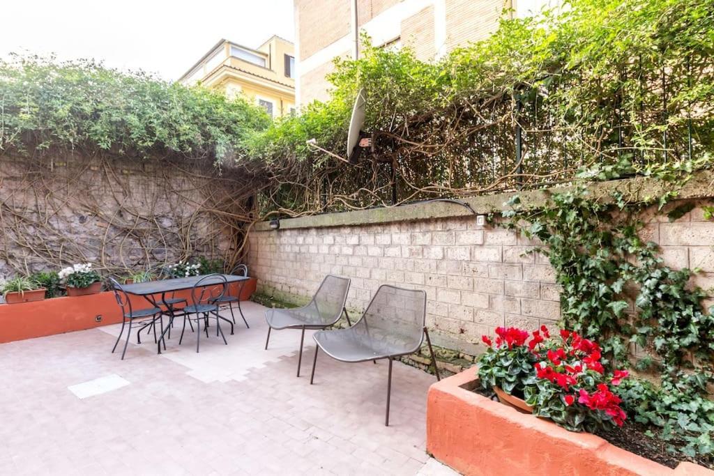 Apartment Il Giardino Di Linda A San Pietro Roma Ngoại thất bức ảnh